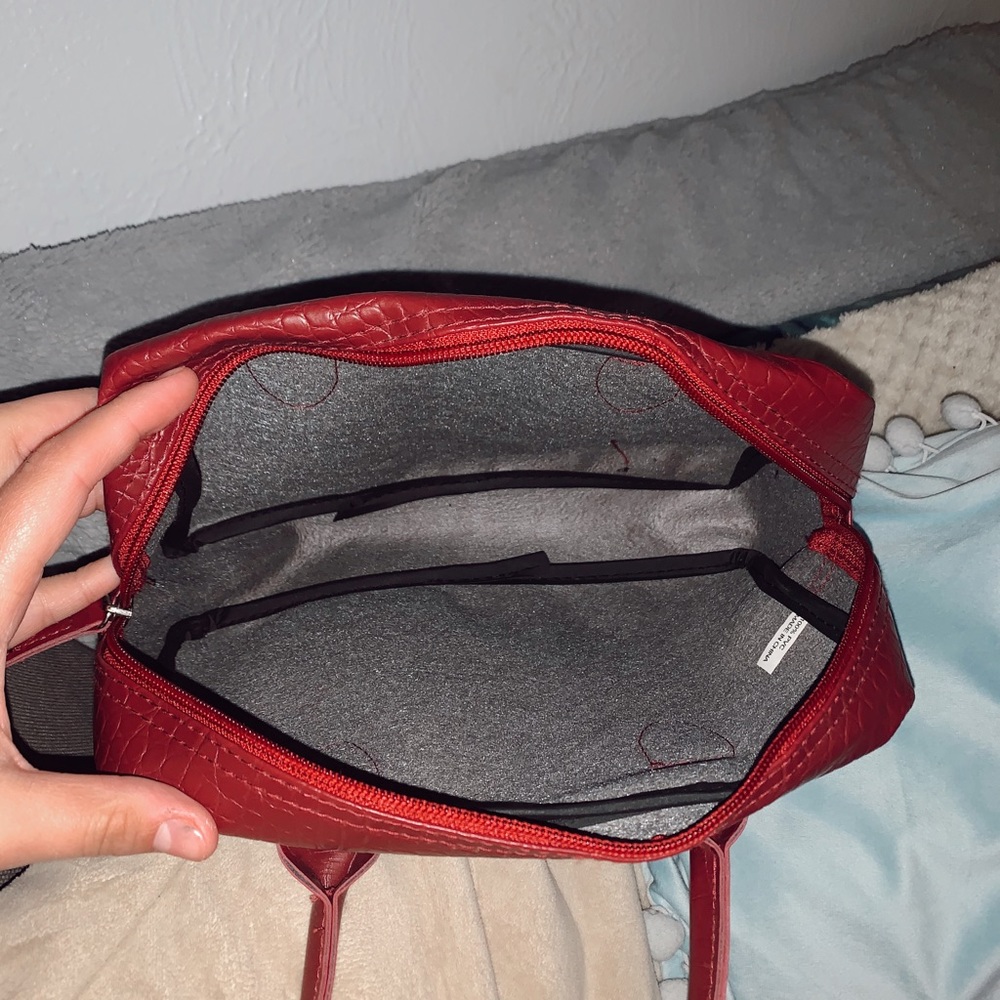 Red Mini Purse - Picture 4 of 4